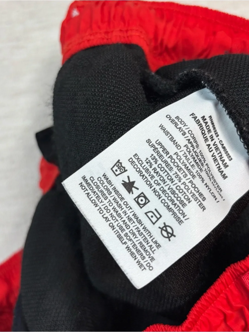 Jordan men’s XXL Essential Mountainside Statement Fleece Sherpa Pants black red